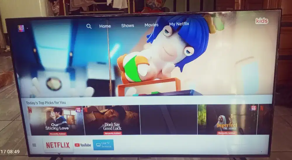 Mau di jual tv Samsung 43 inchi digital smart tv