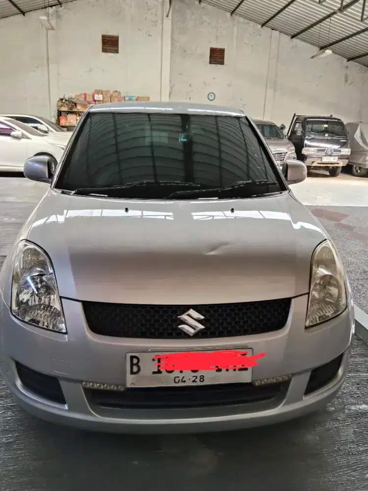 Dijual Swift ST AT kondisi prima