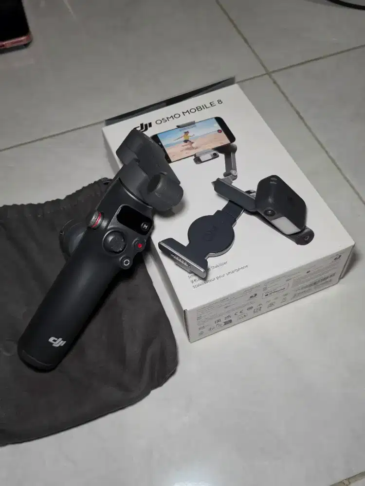 DJI Osmo Mobile 8 Gimbal Smartphone - Mulus 100%