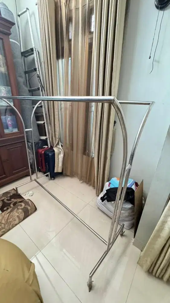 Jemuran Baju Stainless - Rak Gantung Pakaian