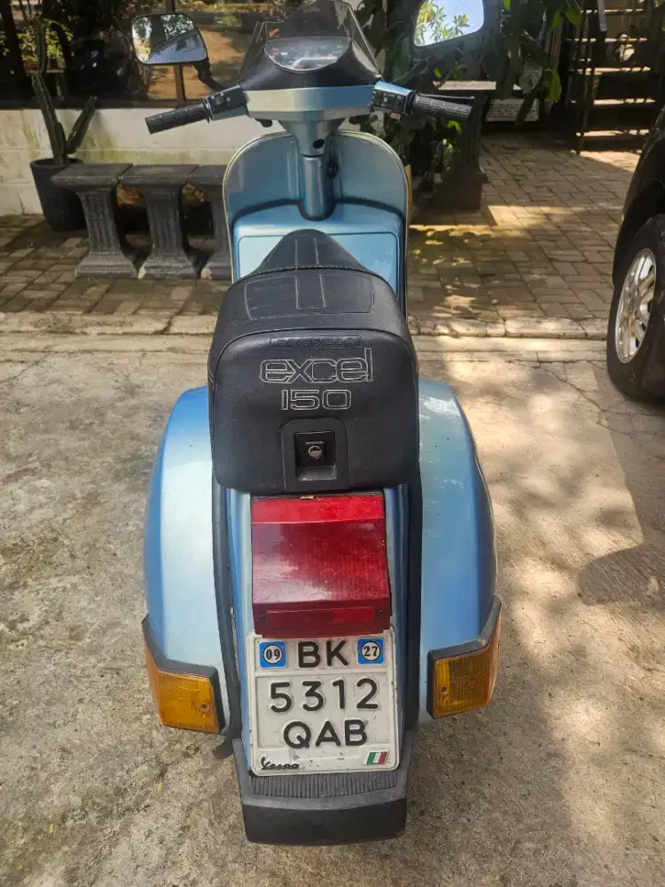 Vespa Excel 150
