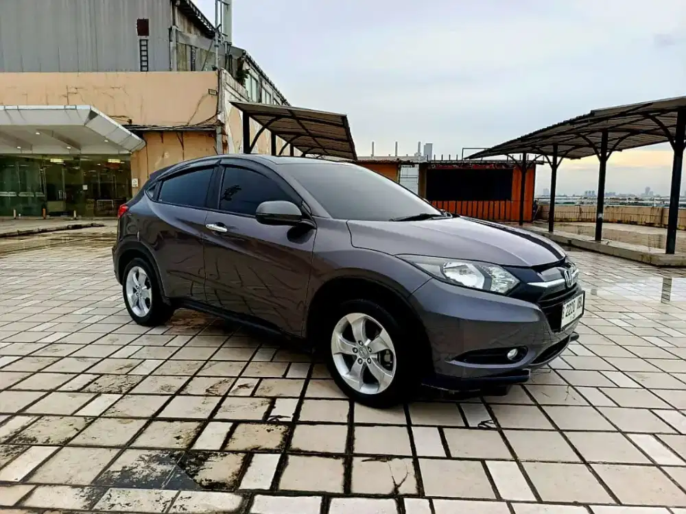 Honda HRV E 1.5 At