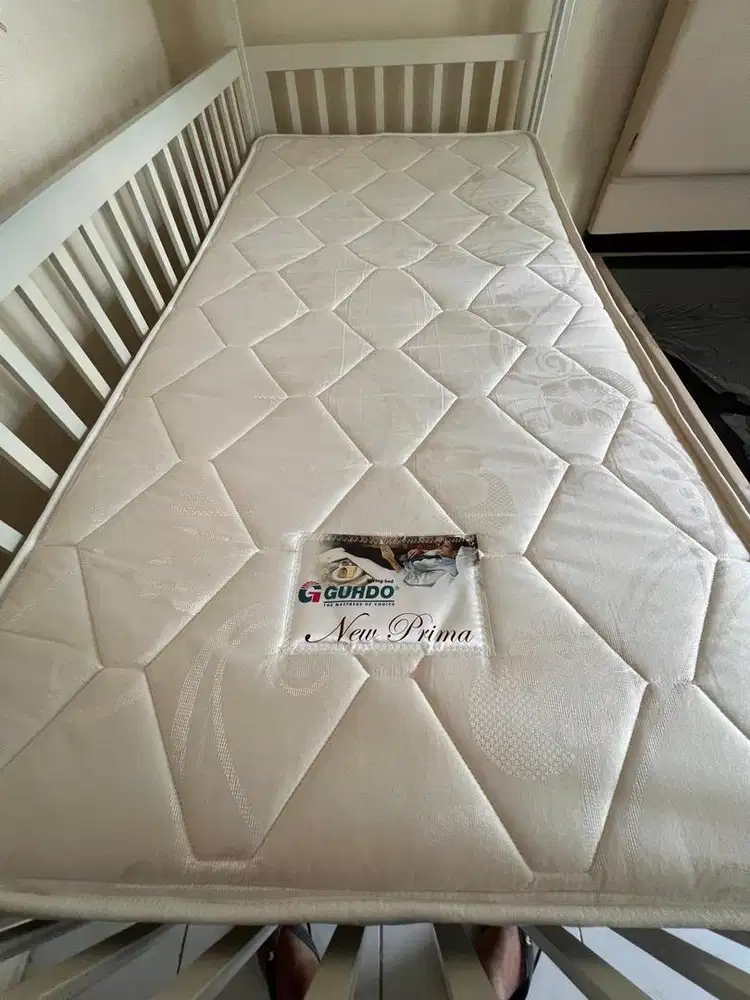 Dijual murah Set Kasur Spring Bed merek Guhdo Second ukuran (100x200)