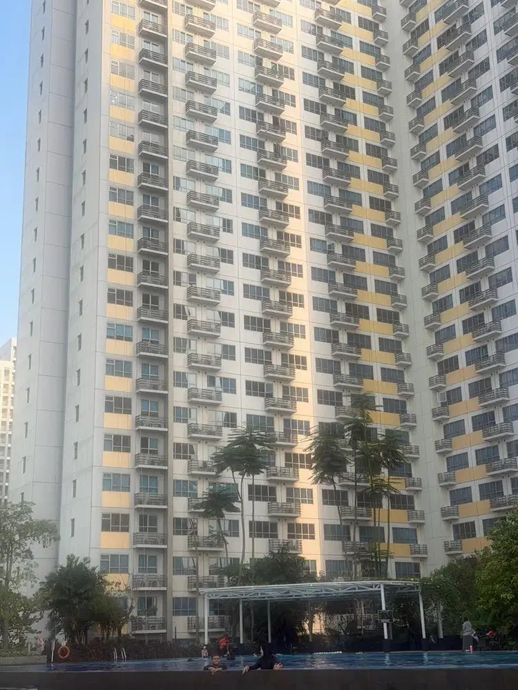 Apartemen Springlake View Tower Freesia Hoek Summarecon Bekasi