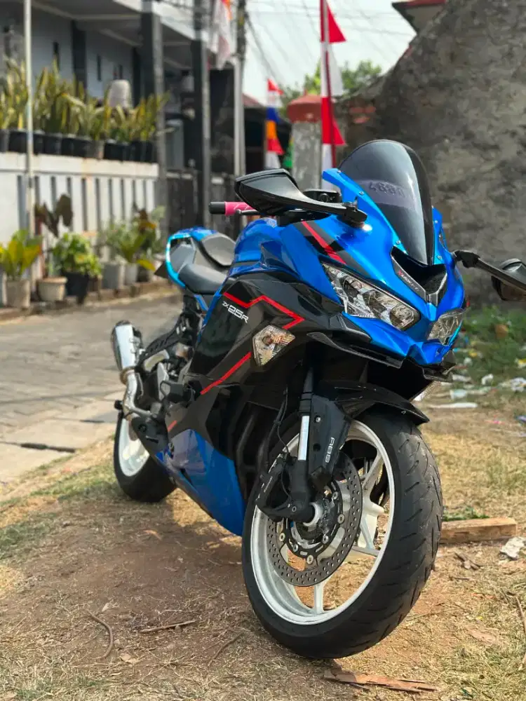 Zx25R ABS Qs Tc