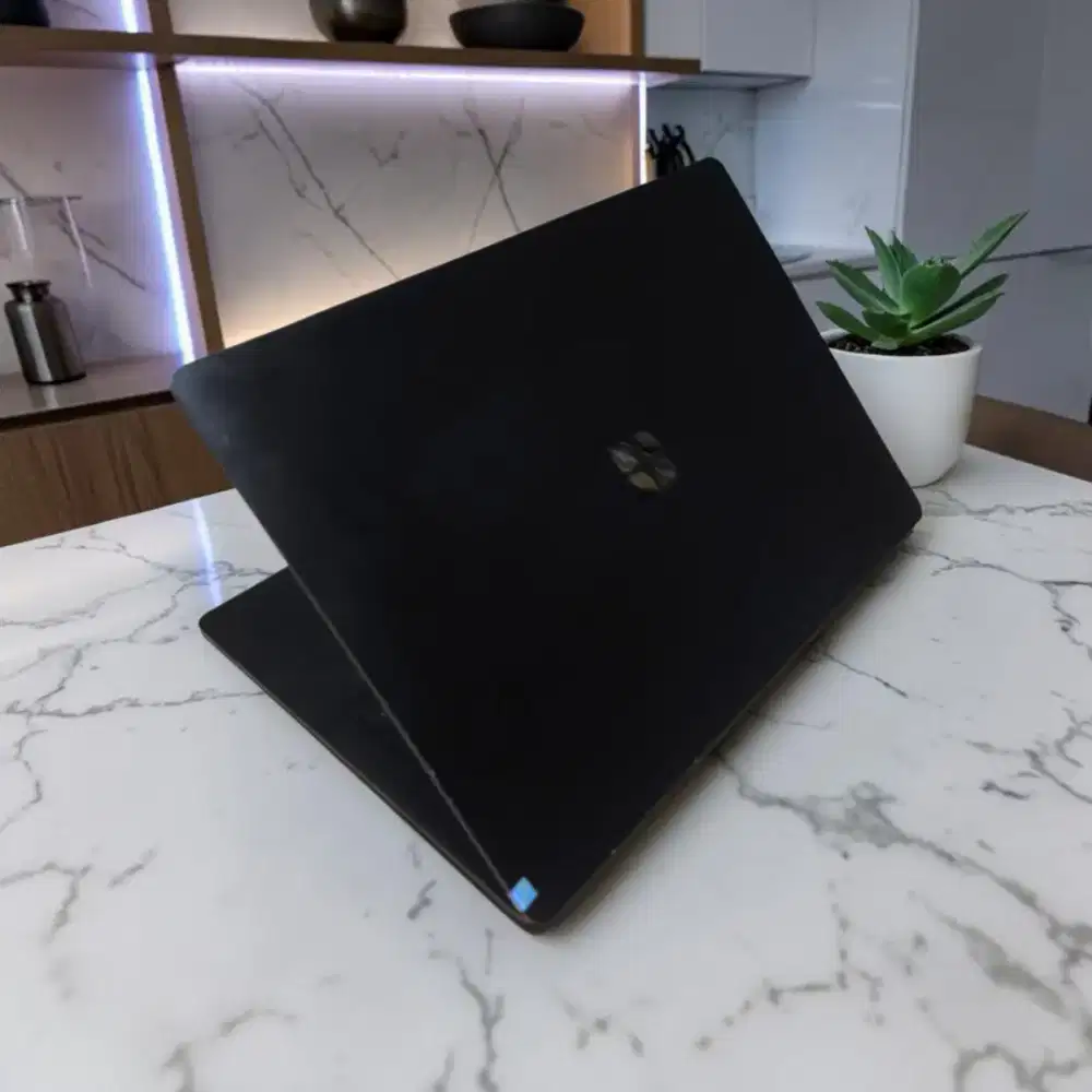 Microsoft Surface-Elite 4 i7 GEN 11 RAM 16 GB TOUCHSCREEN