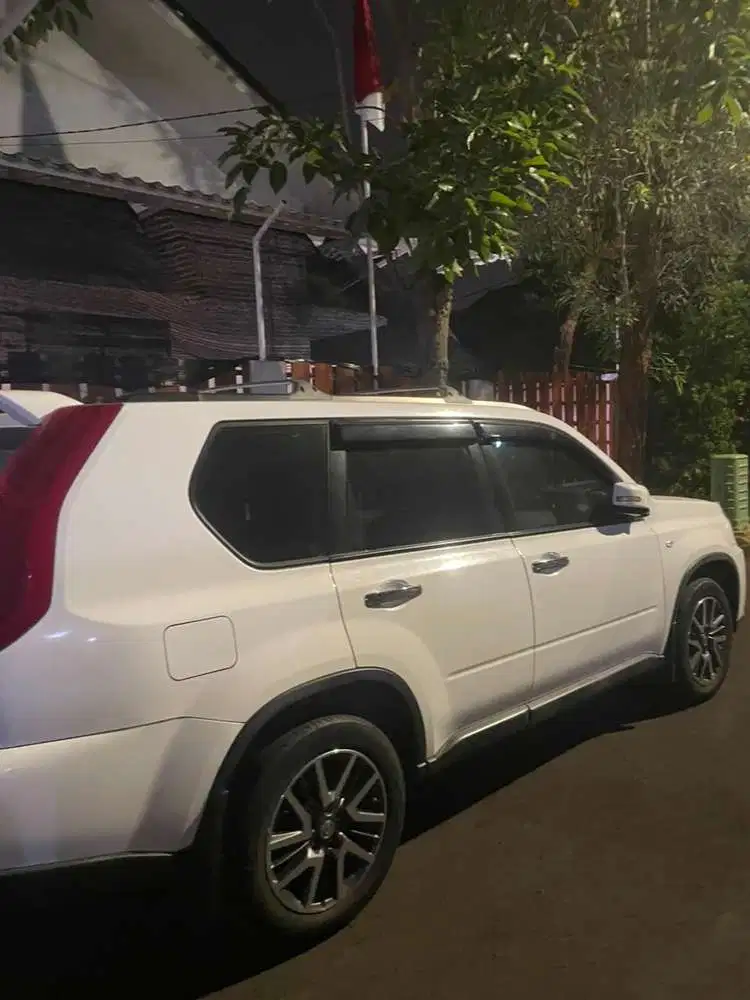 Nissan X-Trail 2013 Bensin
