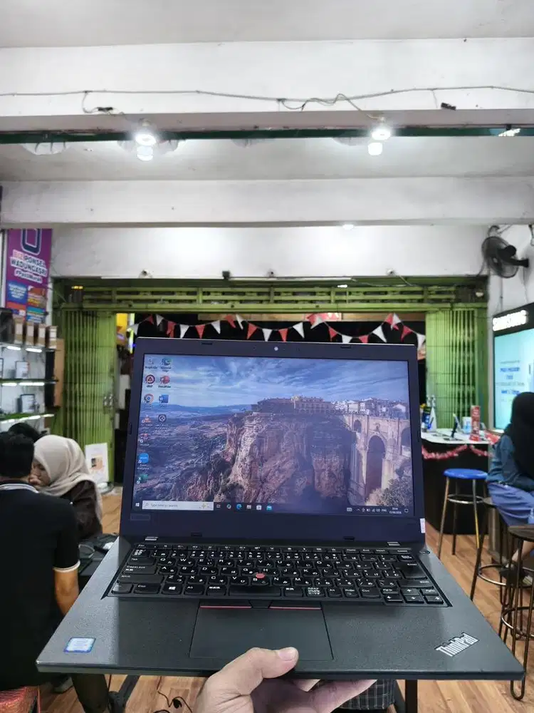Promo kemerdekaan laptop murah