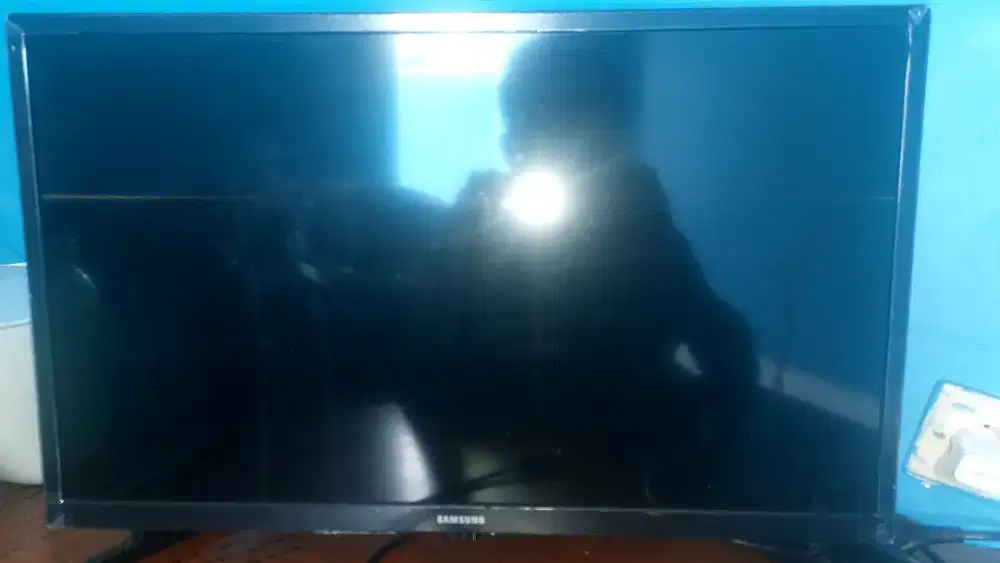 DI JUAL TV LED SAMSUNG 24INCH