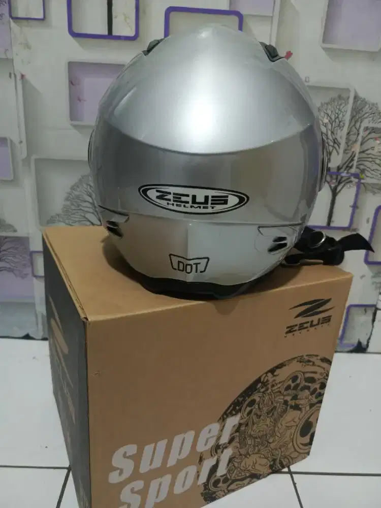 Helm Zeus 617 size M