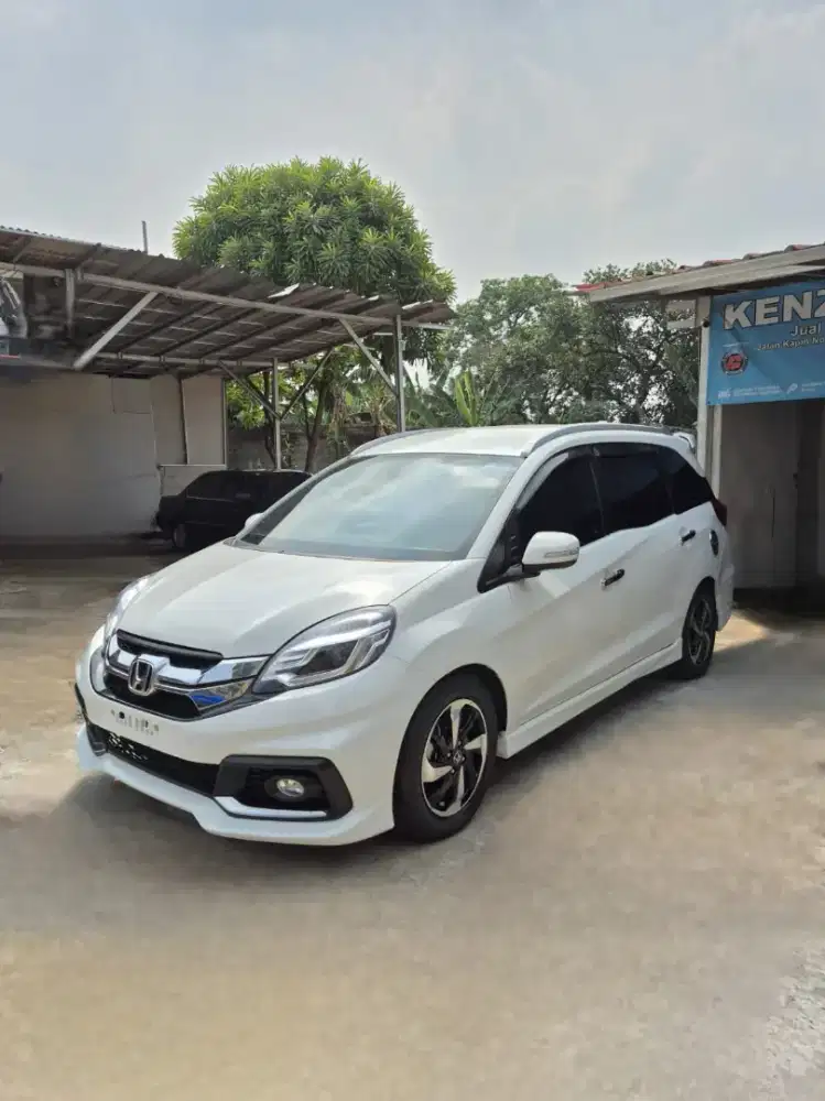 Dp 4 jt Mobilio RS a/t 2014