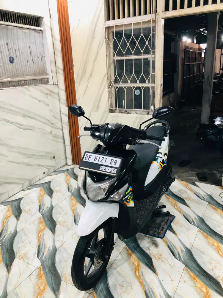 BEAT POP NEW ISTIMEWA 2018 Pajak Hidup
