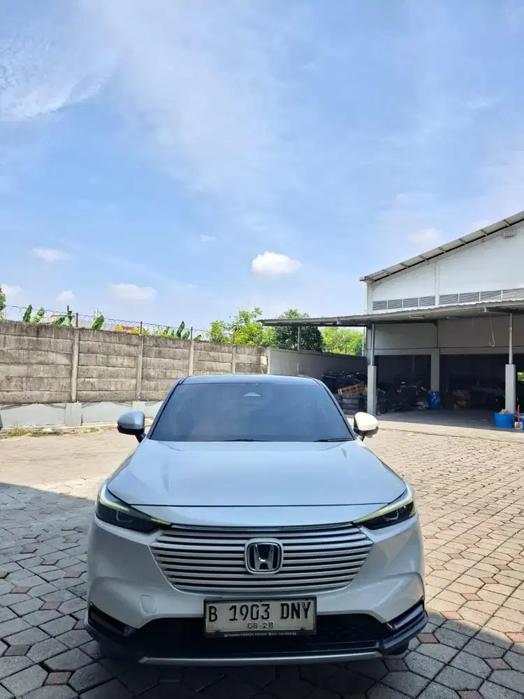 HRV 2023 SE matic. Km 67rb antik