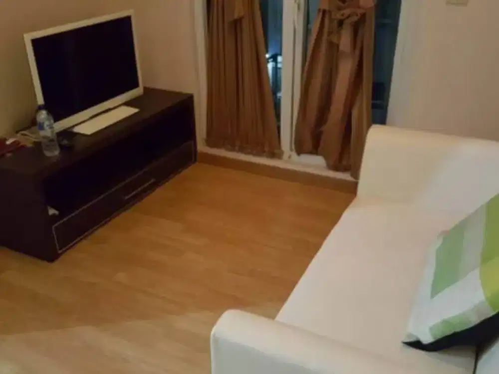 Furnished Minimalis Balkon, Apartemen 2Br Di Bekasi *j1279teffry