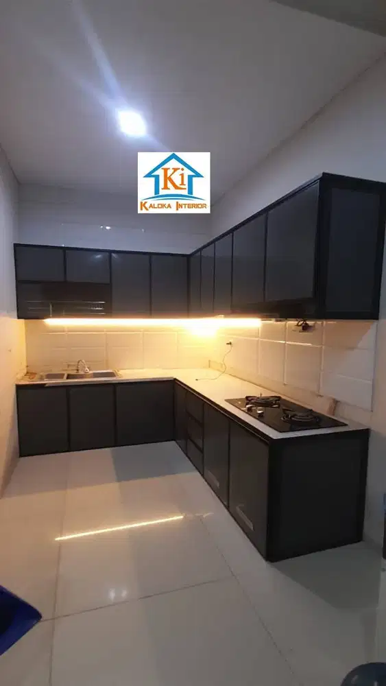 Jasa Pesan Kitchen Set Aluminium Surabaya, Kaloka Interior