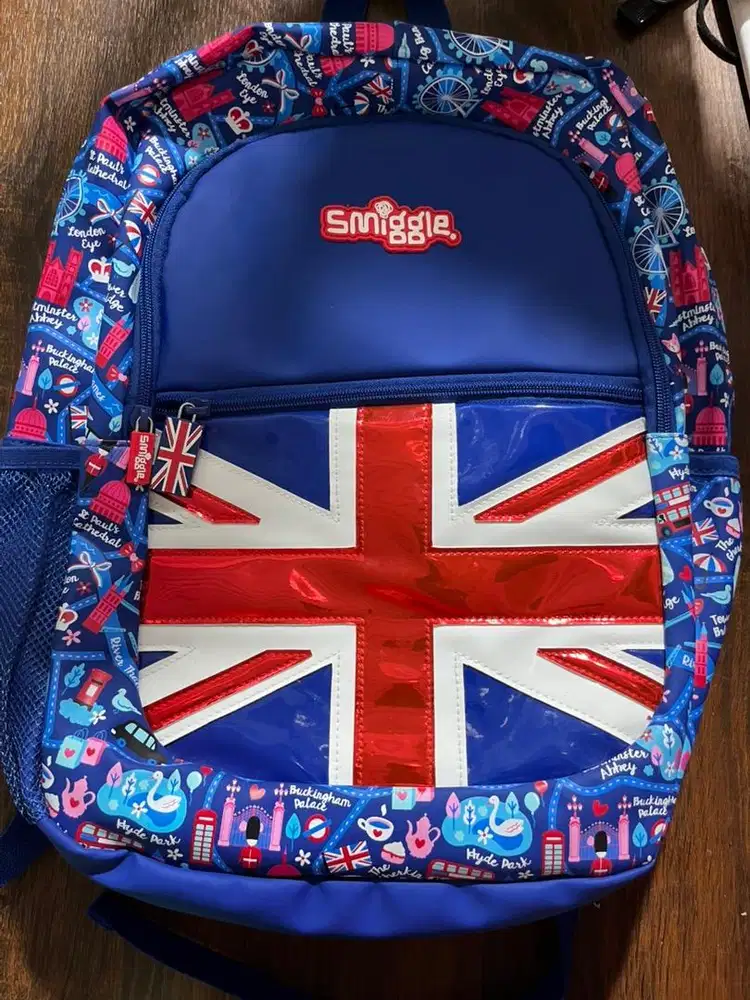 ORIGINAL the Smiggle Little London Classic Backpack