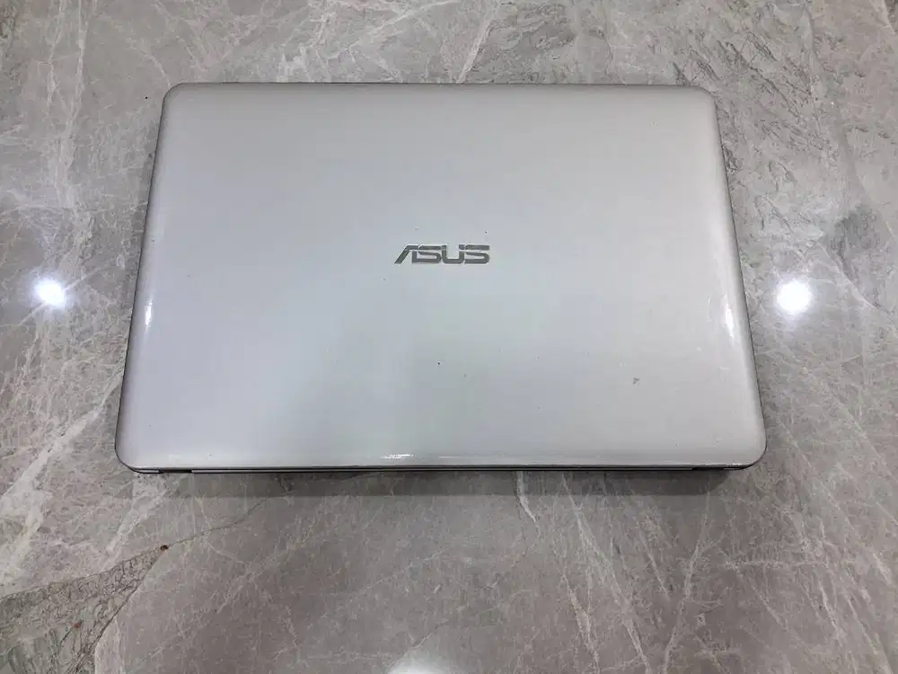 SSD 128GB + 500 HDD DDR4 14in Full Anti Gores Laptop Asus BerGARANSI
