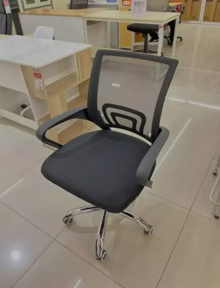 Kursi kantor selma
