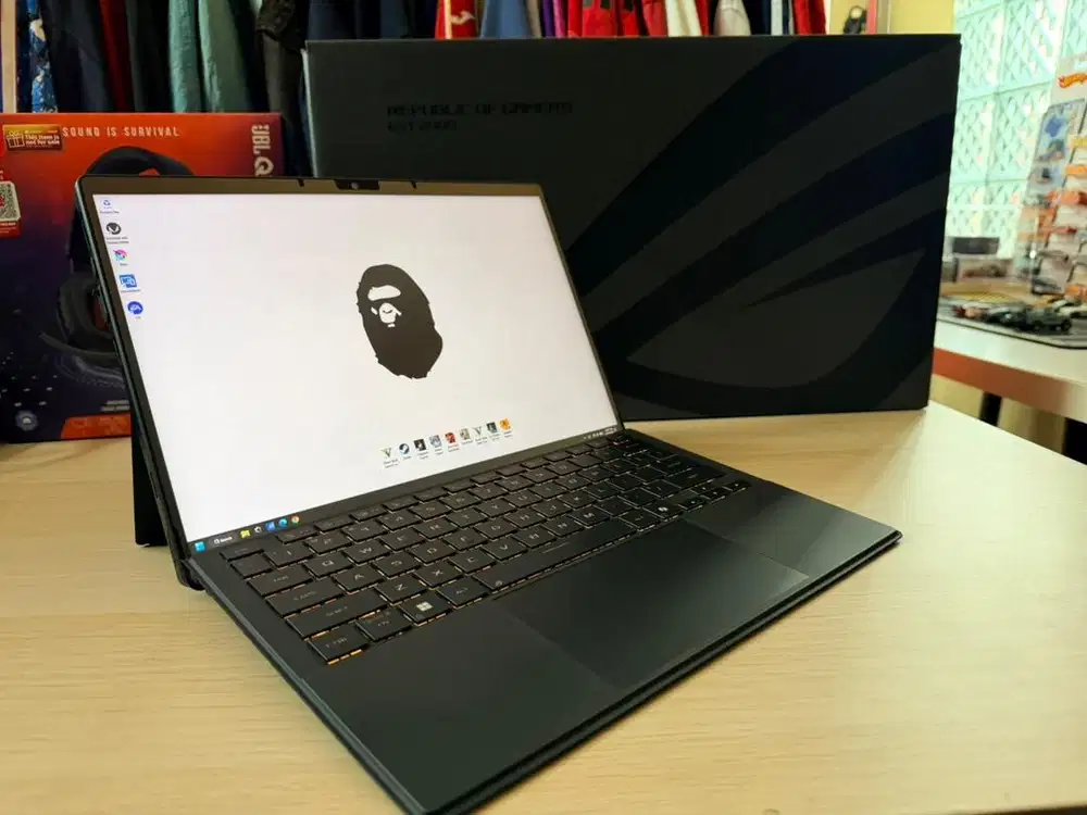 Asus ROG FLOW Z13 (GZ302E)