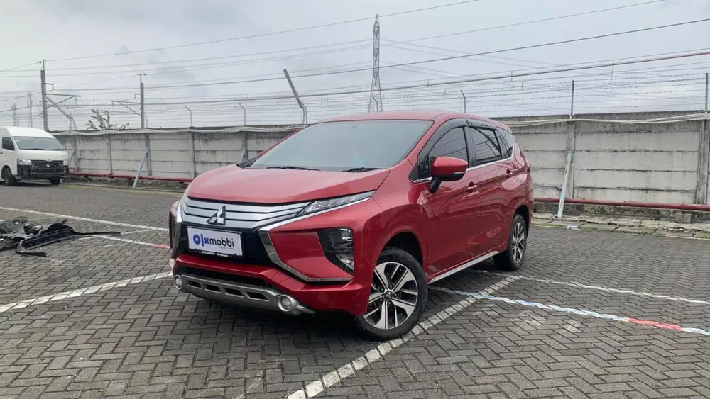 DP RENDAH - Mitsubishi Xpander 1.5 Sport Bensin-AT 2018