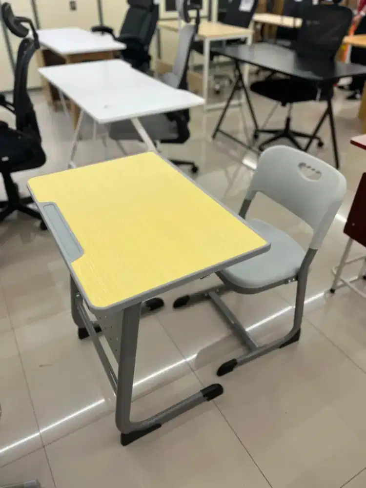 Kursi Sekolah Murah
