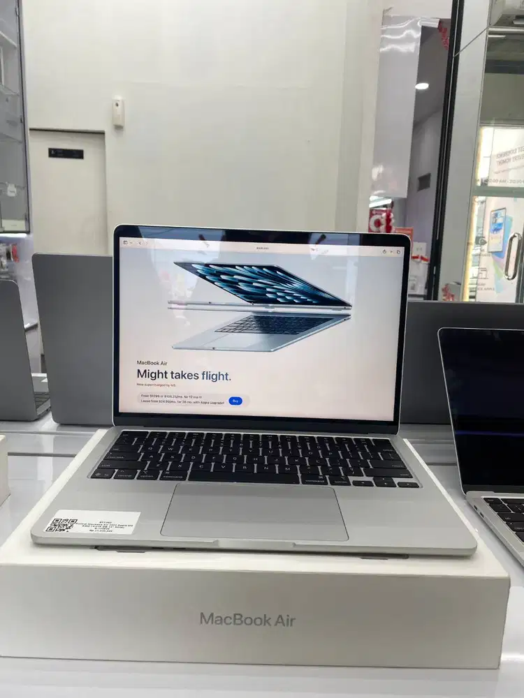 FULLSET MACBOOK AIR M4 16/256 GB 13 SILVER