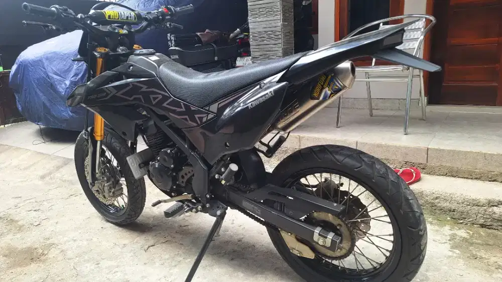 KLX SM 150 tangan pertama