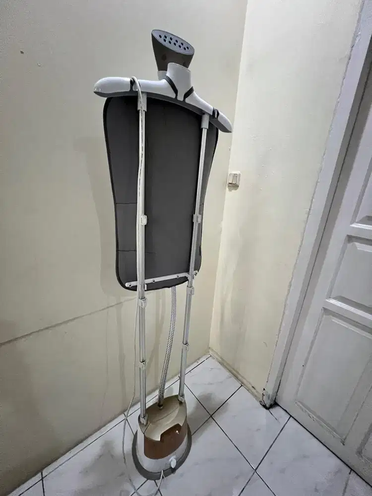 Setrika Uap / Steamer merek Philips