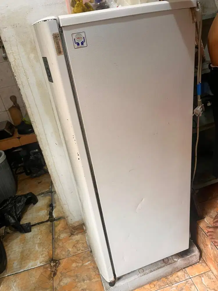 Dijual kulkas freezer LG GN-INV304SW bekas