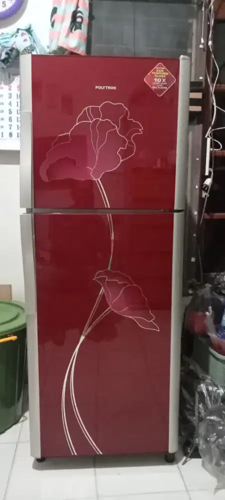 Jual kulkas 2 pintu polytron bagus  dingin hrg 1,35 jt