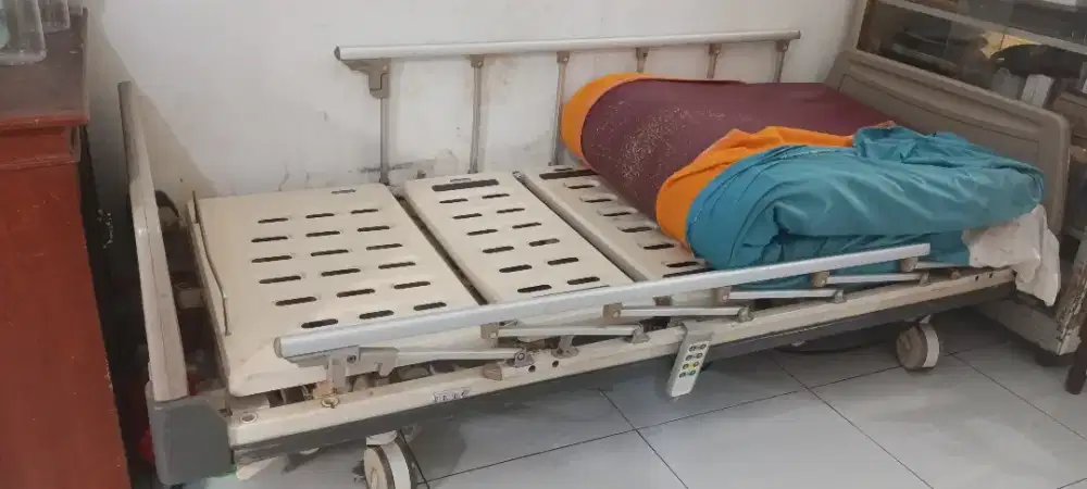 Bed / Tempat Tidur Pasien Rumah Sakit