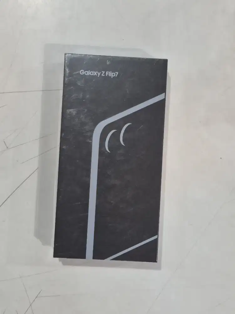 Samsung zflip 7 ,ex display, bisa tanpa dp