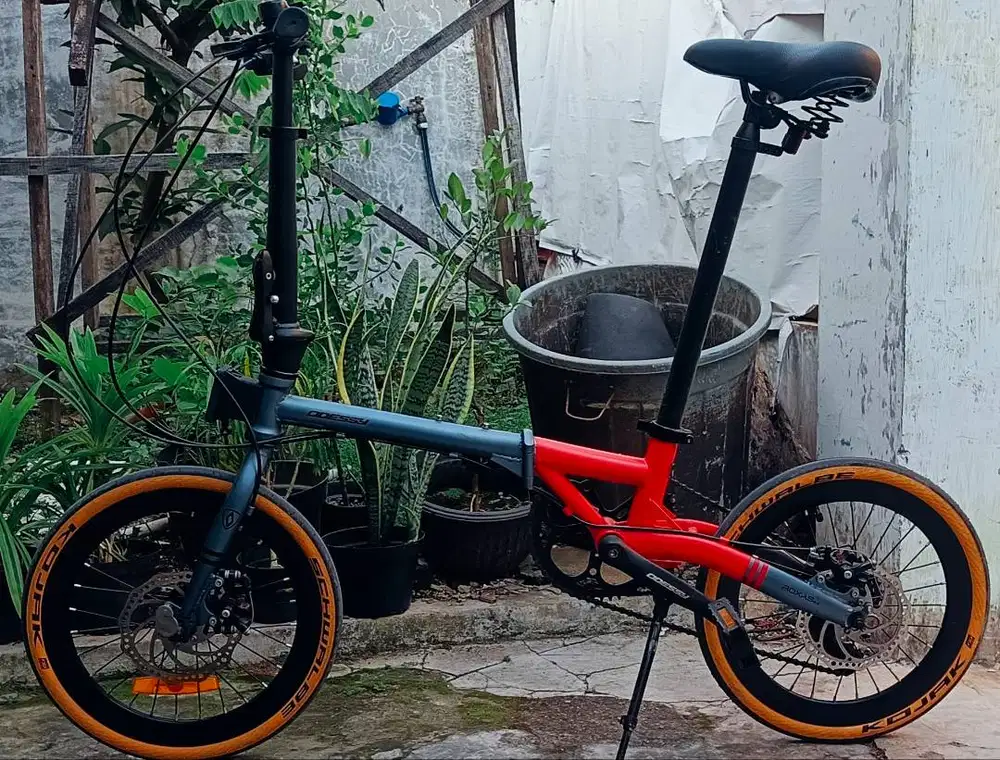 Sepeda Lipat 16 inch plus