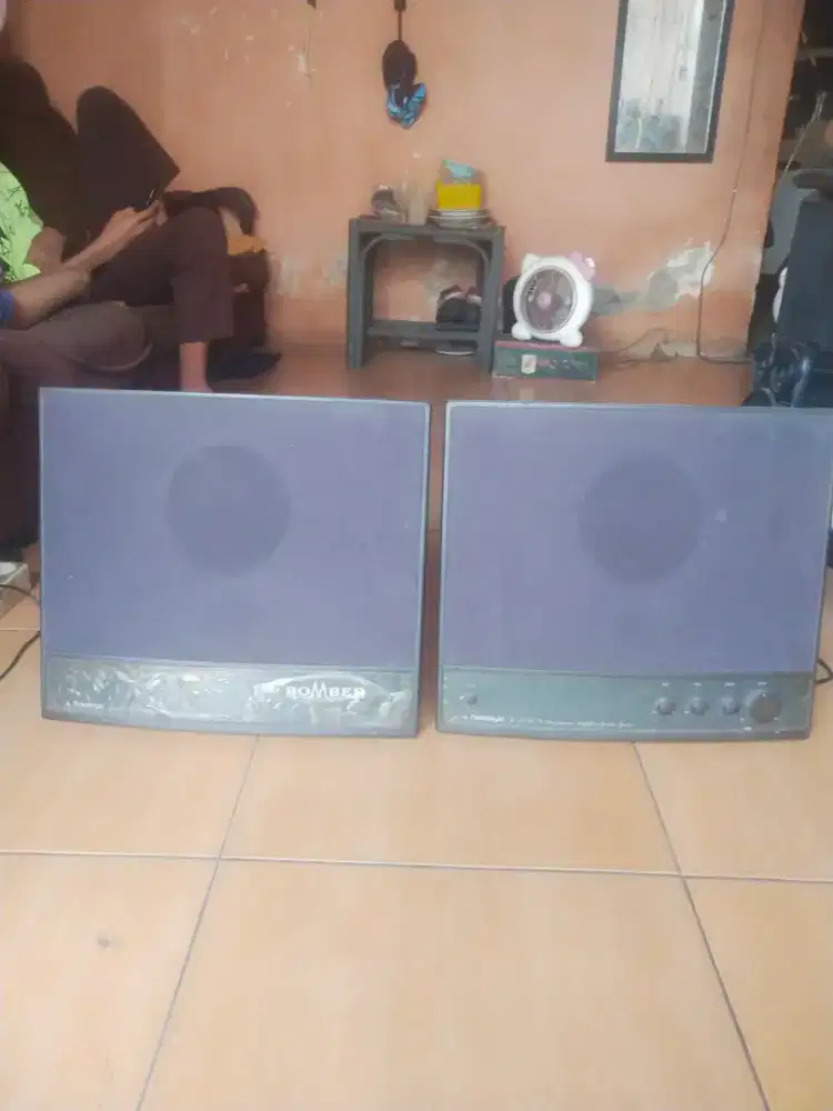 Speaker aktif nakabishi boomber