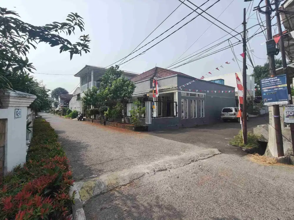 Rumah Baru Full Furnish 2 Lantai dan Strategis di Pondok Gede Jaktim