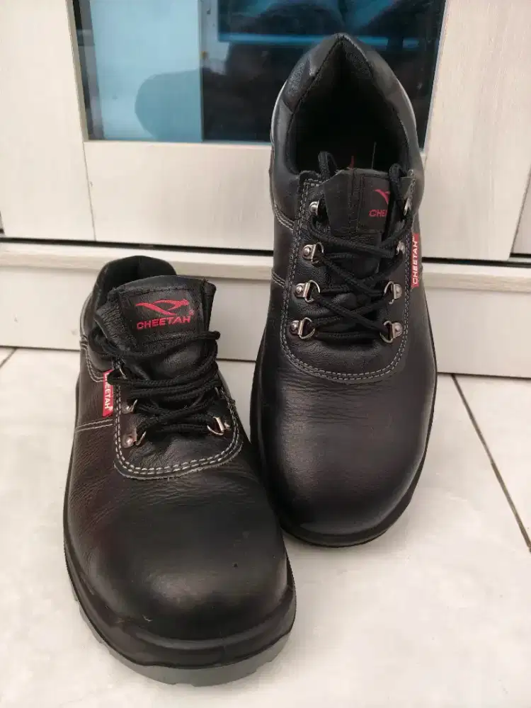 Sapatu Safety Cheetah Black 42
