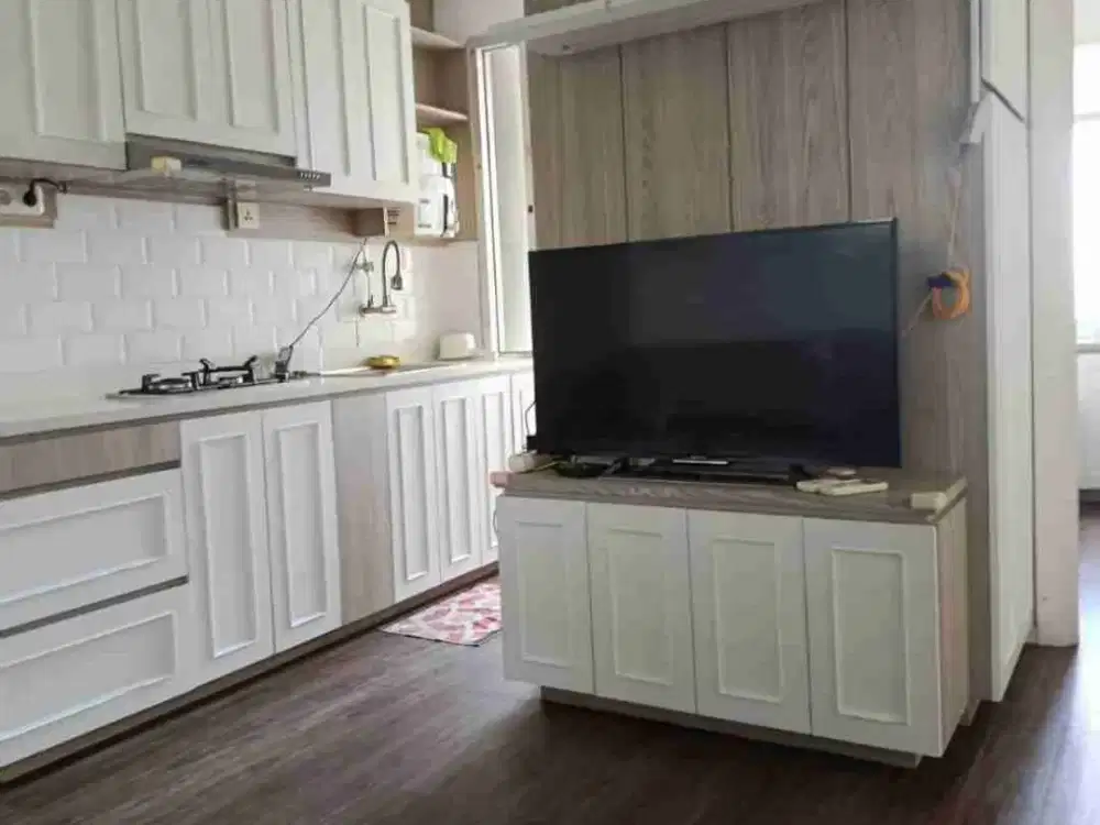 Disewakan 2KT Apartemen Green Lake Sunter