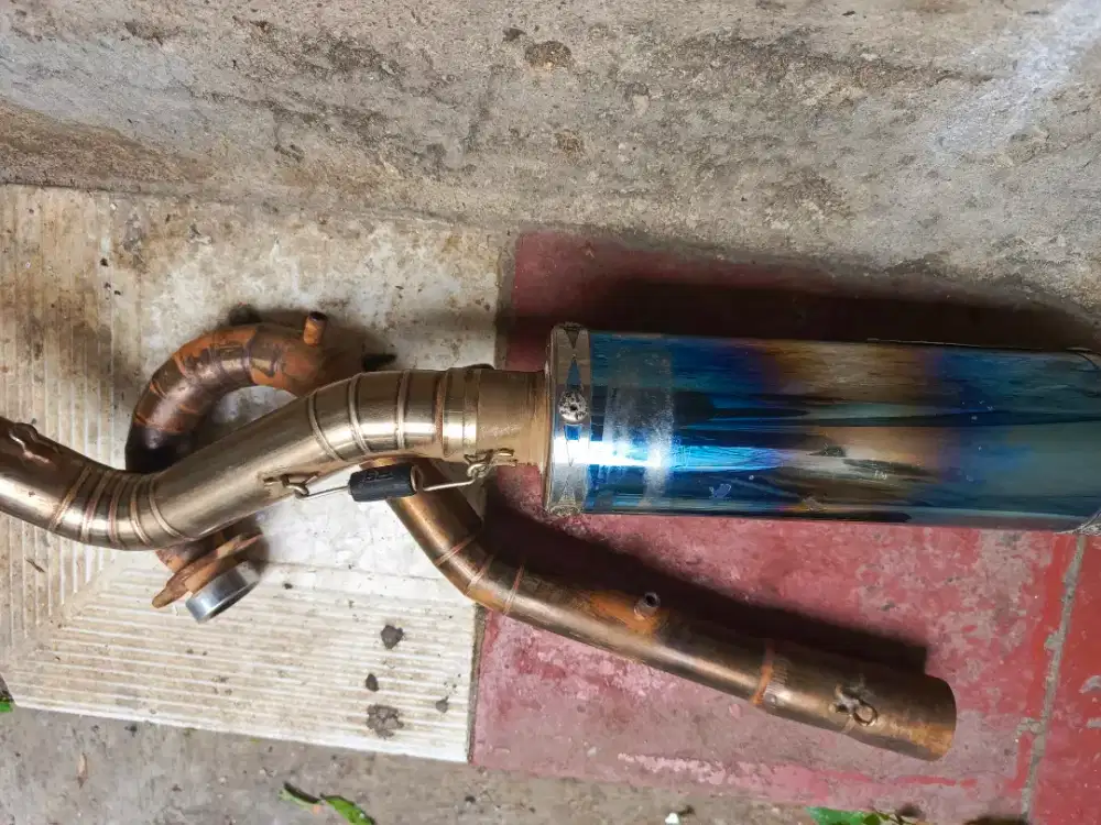 Knalpot ex ditracker R9