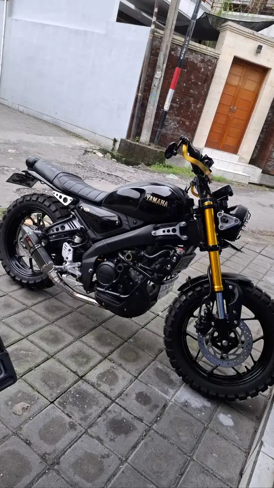 YAMAHA XSR 155 ISTIMEWAH