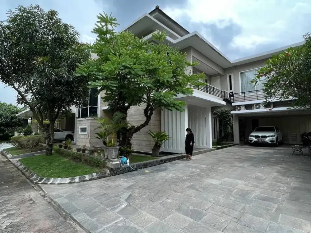 Rumah Mewah Fully Furnished Dalam Perumahan Bale Hinggil Jalan Kaliurang Km6 Ngaglik Sleman