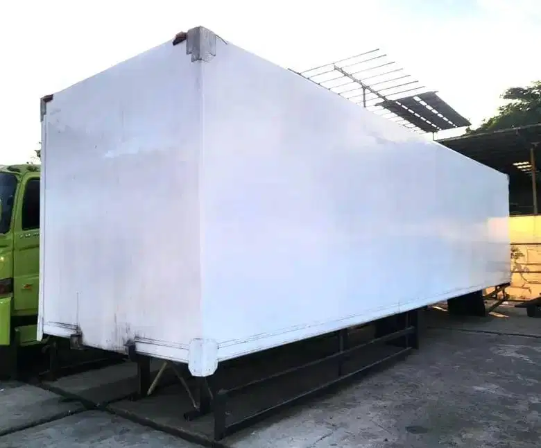 MURAH Box fiber engkel 4x2 bok mitsubishi fuso bok tronton Fighter 6x2
