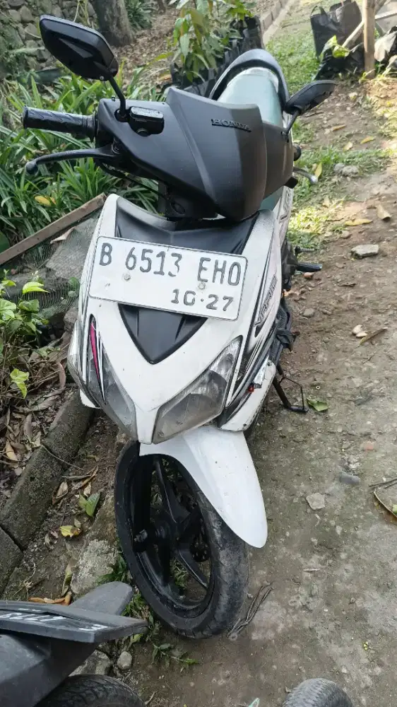 Vario karbu 2008 plat A Banten surat cet