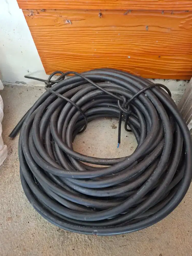 KABEL SUPREME NYY 3X4 Panjang 32 meter