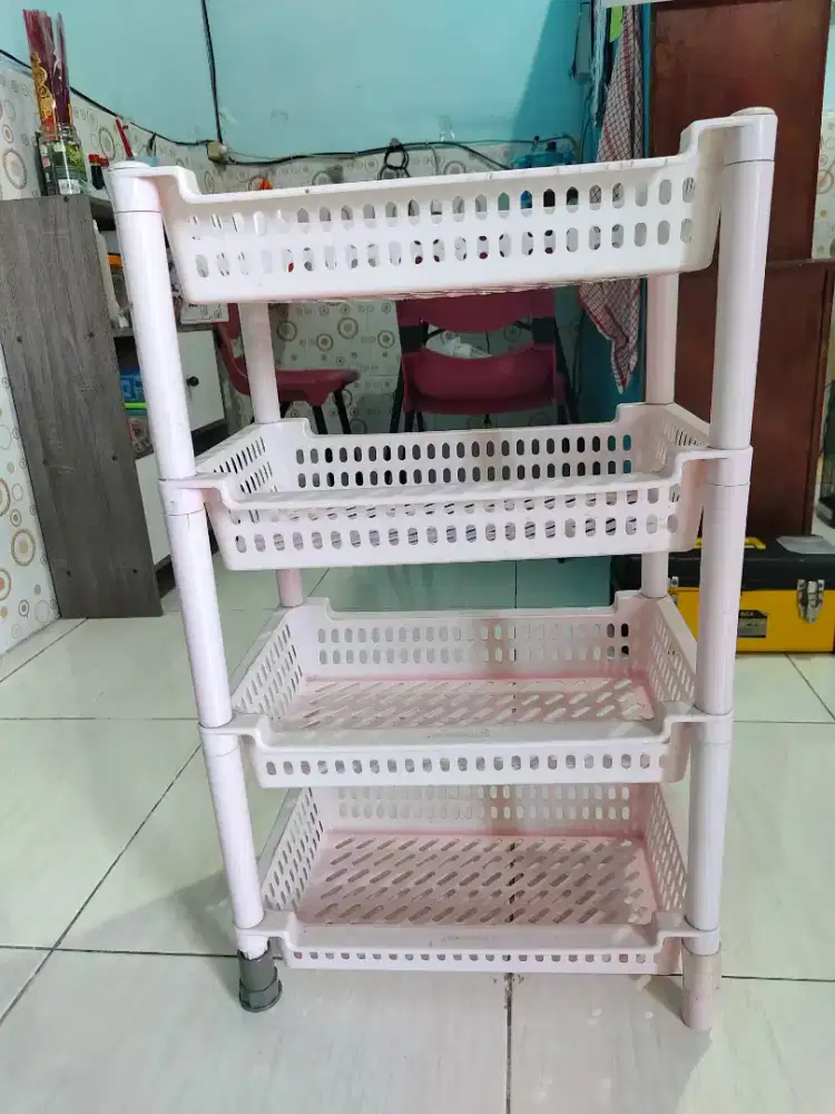 Rak plastik susun 4