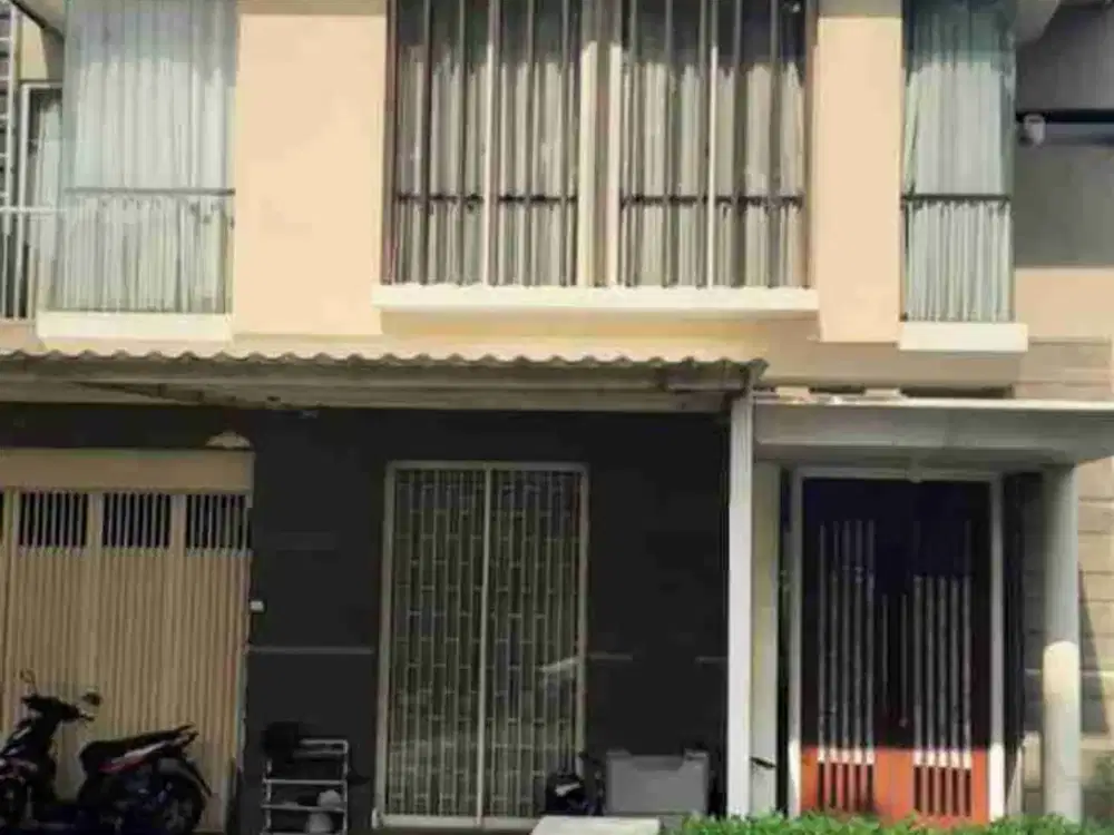 Dijual Rumah  2 lt Siap Huni di Citra Sun Garden, Semarang