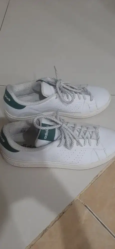 Adidas putih second