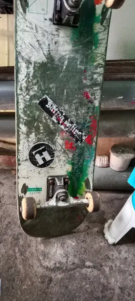 Skateboard original truck thunder ori