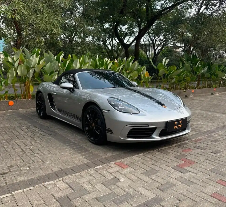 ! ODO 500 PERAK ! Porsche 718 Boxster 2.0 PDK Sport Chrono 2026