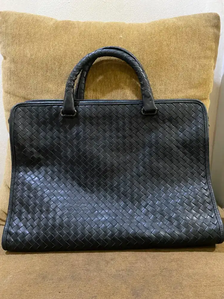 Messenger bag bottega leather good quality sale net
