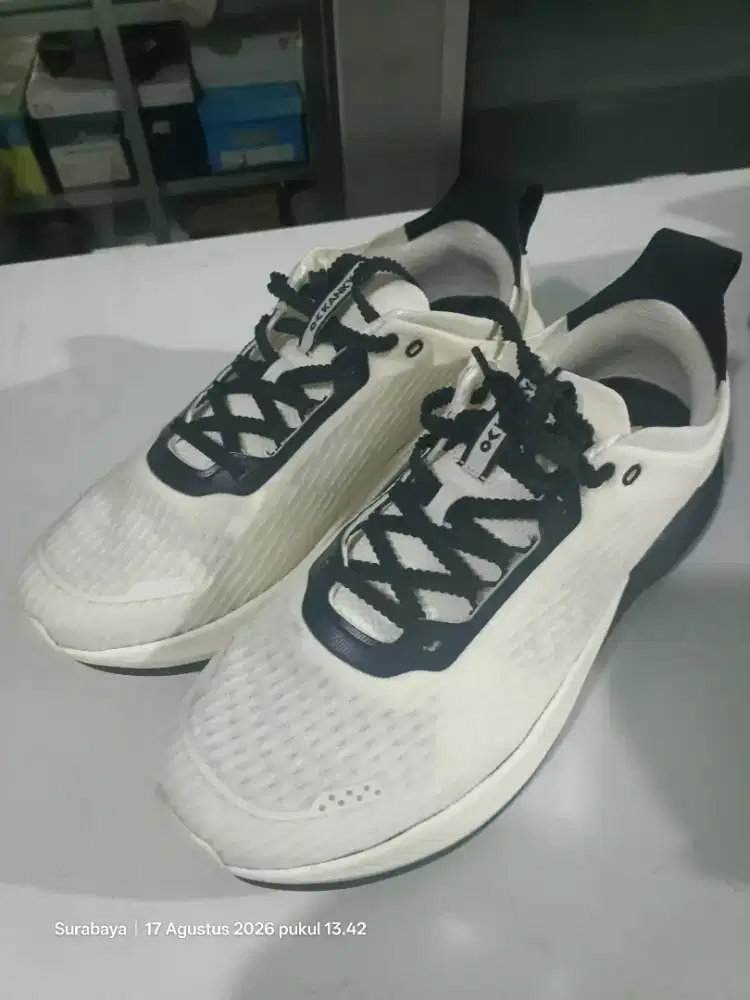 Sepatu bekas kanky size 44